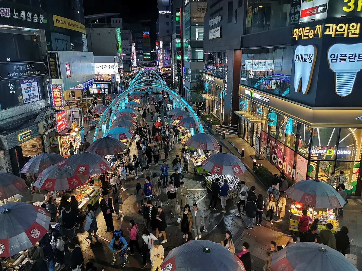 Gukje Market at night